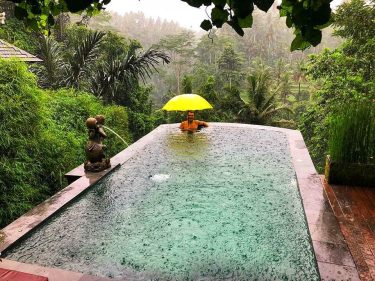 I guess is raining .!!???? #bali ‍️Discover my Journey around the #beautiful_world #travelgram #travelpicsdaily…