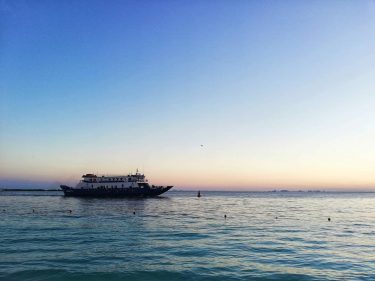 A #tbt to a great combination, peace and a beautiful sunsets . . .…