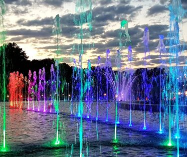 #multimedialnypokazfontann #warsaw #poland???????? #city #attraction #fountain #miasto #warszawa #top #atrakcje #bnesimppl #citytour #warsawbynight #polska…
