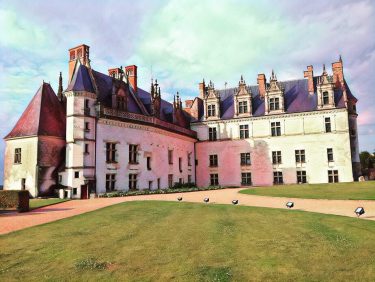 #travel #travelphotography #travelgram #travelblogger #europetravel #europe #francecountryside #oldbuilding #france #france???????? #france4dreams #europe_pics #worldpics #worldtravelpic…