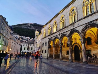 Evening stroll through the castle in the old city in Dubrovnik. . . ..…