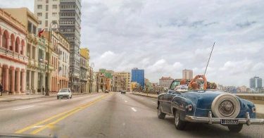 #cuba #cubano #cuban #havana #havanas #havanatwists #habanavieja #habana #habanavieja #cubanlife #bnesimppl #beautifuldestinations #travelphoto #travelstoke…