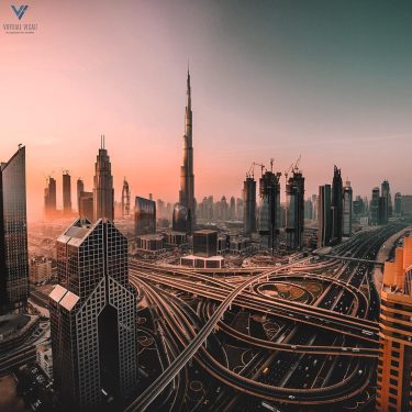 The city that does not stop delivering! #dubai #uae . #travel #traveling #travelawesome #travelblogger…
