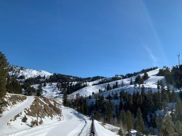 Tubing at Bogus Basin was such a blast!! Hyped to hopefully make it back…