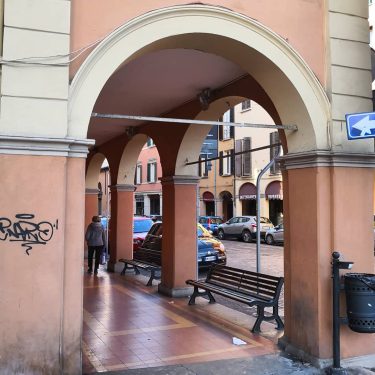 #bologna #bologna_city #bolognainside #succedesoloabologna #bolognawelcome #welcometobologna #volgobologna #bellabologna #igersbologna #igers_bologna #ig_bologna #vivibologna #lamiabologna #mybologna…