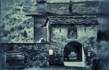 #fotoartistiche #bnesimppl #fotartplgz #pierluigizag Edited with: @carbonblackandwhite _ #landscape #amazing #view #trip #tree #sky&hellip;