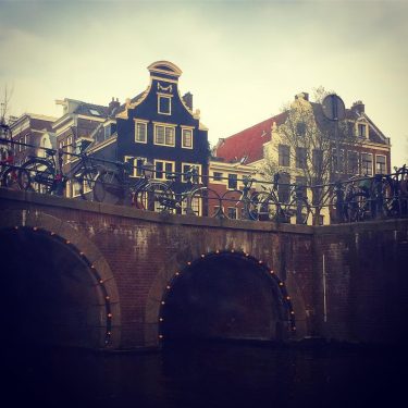 #citiesofdreams #twmd #bnesimppl #sourcedadventures #amsterdam #holland #wanderlust #netherlands #helloamsterdam #iamamsterdam #bestcitymoments #wanderingcities #cityscape #citylandscape…