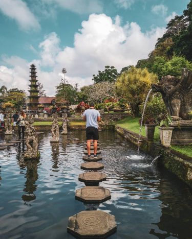 Tirta Gangga, uno de los templos mas lindos de Bali. . . Este antiguo…