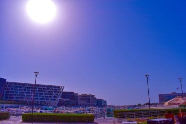 Wow ~ #abudhabi #uae #makemoments #travelboy #contemporaryphotography #wheninabudhabi #travelphotooftheday #landscape #landscapephotography #landscape_love #landscape_lover #travel…
