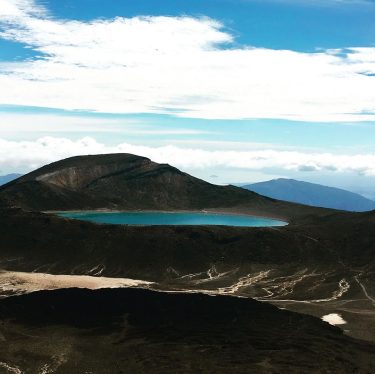 Tongariro Alpine Crossing, New Zealand #csmidlifegapyear #memories #travel #travelblogger #travelbug #tbt #photo #adventure #amemoryaday…