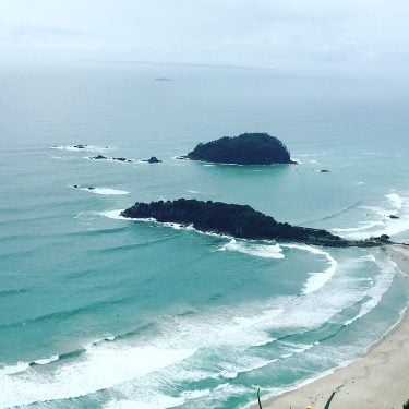 Tauranga, New Zealand #csmidlifegapyear #memories #travel #travelblogger #travelbug #tbt #photo #adventure #amemoryaday #photooftheday #apictureaday …