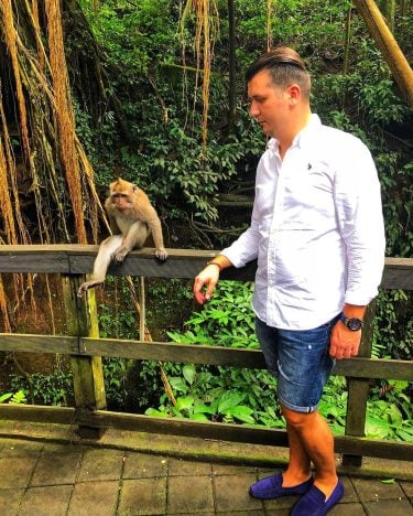 Wonderful experience •Monkey forest ———————- #bali Mandala Suci Wenara Wana or well known as…