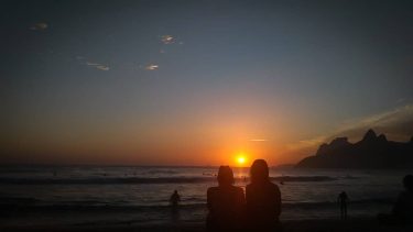 “I know the sun must set to This coul be Paradise” ️ ° °…