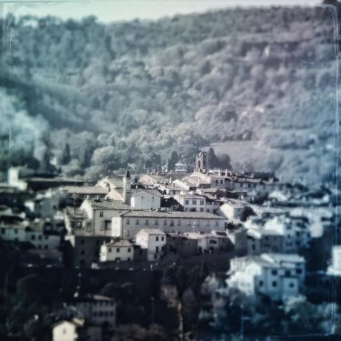 #fotoartistiche #bnesimppl #fotartplgz #pierluigizag #montesansavino Edited with: @carbonblackandwhite _ #travel #traveling #vacation #visiting #instatravel…