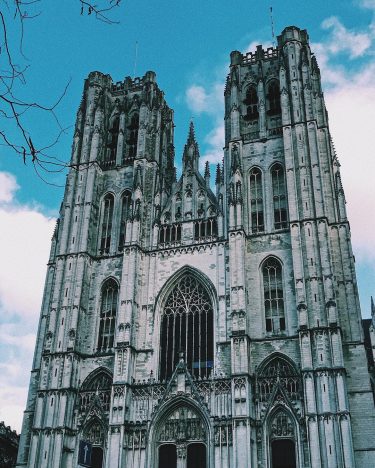 Rediscovering the city • • • • • #bnesimppl #belgium #bruxelles #brussels #brussels???????? #belgiancity…