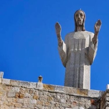 Cristo del Otero, Palencia #photography #photo #google #googlelocalguides #video #travelphoto #travelgram #instagramers #travelblogger #travelphotography…
