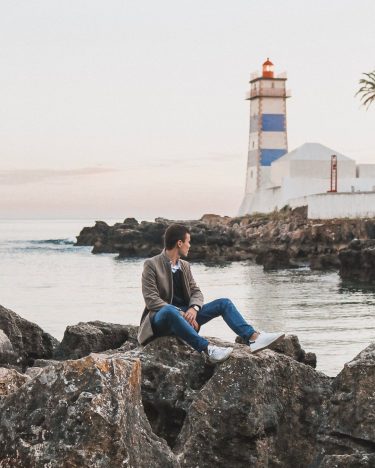 Lighthouse #traveling #igers #travelgram #travelphotography #traveltheworld #travelblogger #travel #photography #lighthouse #portugal #p3top #portugalcomefeitos #bnesimppl