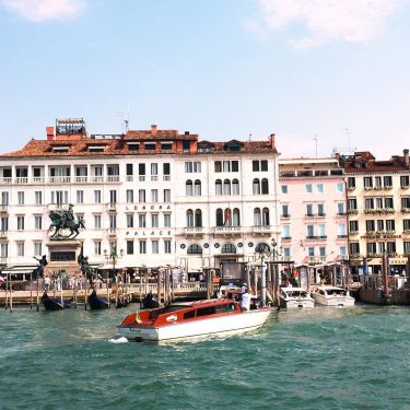 ️ #venice #italy #italie #venise ile #travel #travelblogger #travelling #travelphotography #bnesimppl