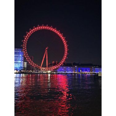 London Eye #london #greatbritain #londoneye #travelholic #travelphotography #travelinspo #travelguide #travel #travelgram #wanderlust #traveller #travelblogger…