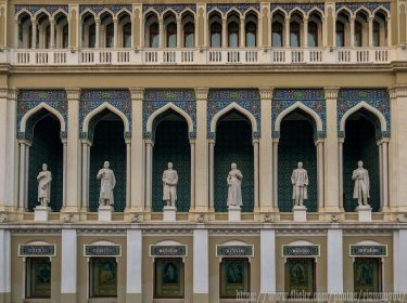Nizami Street #history #azerbaijan #azerbaijani #azerbaijani_gallery #rizwan #travel #travelblogger #travelphotography #travelgram #travelholic #travelguide #travelling&hellip;
