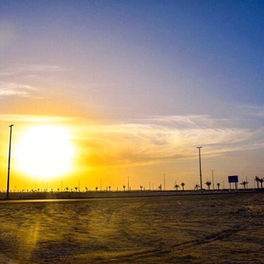 Bliss ~ #abudhabi #uae #makemoments #landscape #landscapephotography #travel #travelblogger #travelphotography #travelgram #myabudhabi #contemporary #contemporaryphotography…