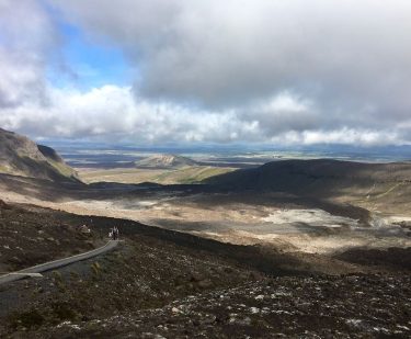 Tongariro Alpine Crossing, New Zealand #csmidlifegapyear #memories #travel #travelblogger #travelbug #tbt #photo #adventure #amemoryaday…