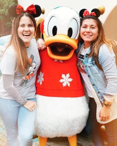 Donald . . . #Disneyland #disneylandcalifornia #lights #theswordinthestone #travel #traveling #wanderlust #girl #lifestyle #travelawesome…