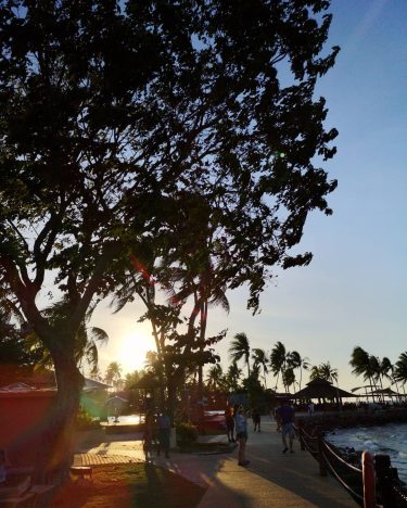 Sun about to set . . . #travels #traveldiary #igtravels #journey #instatravel #instalike #instasg…