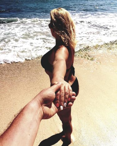 Amikor megtalálod a megfelelő embert, megvan mindened. When you have found the right person,…