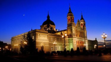 The palace : #madrid #madridspain #spain #spain???????? #travel #travelphotography #building #buildingphotography #palaces #dohaphotographer #photography&hellip;