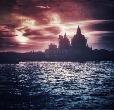 #fotartplgz #traveldestinations_ig #bnesimppl Edited with: @carbonblackandwhite _ #travel #traveling #vacation #visiting #instatravel #instago #instagood…
