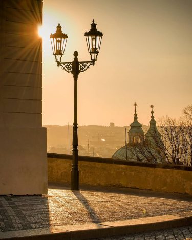 ranni wonderful_prague #europestyle_czechrepublic #toppraguephoto #kings_hdr #visitcz #visitprague #canonczsk #discovery_earthpix #discovery #topeuropephoto #citybestpics #travelmore #naturelsapparel…