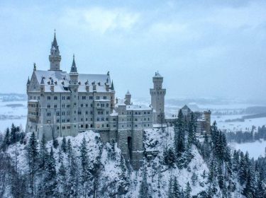 Fairy tale level over 9000 #travel #traveldiary #traveldiaries #travelphotography #worldtravel #iamtb #atalantaworld #lonelyplanet #lpfanphoto…