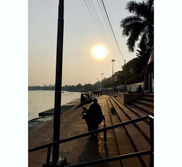 देवभूमि ऋषिकेश उत्तराखण्ड। ️ #rishikesh #devbhoomiuttarakhand #hdrphotography #photographylove #sunset #gangariver #bnesimppl