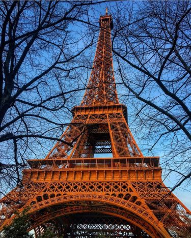 credit: @ They have built a glass wall around the tower and park below,…