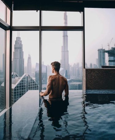 Pool views, Where Inn The World is @m3iir ? #winntw