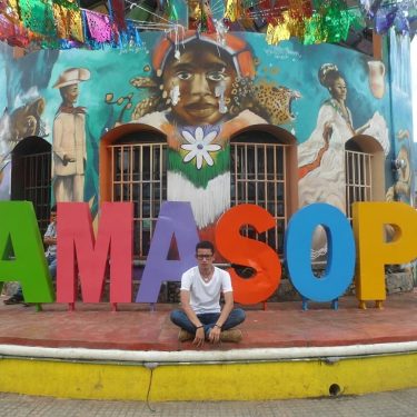 Detalle del quiosco en la plaza principal de Tamasopo en la huasteca potosina. .…