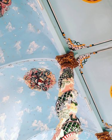 Loving the details . . #caodai #temple #vietnam #vietnamtravel #ceiling #architecture #wanderlust #whileyoustayhome #travel…