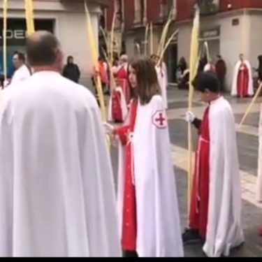 Semana Santa de Palencia #photography #photo #google #googlelocalguides #video #travelphoto #travelgram #instagramers #travelblogger #travelphotography…