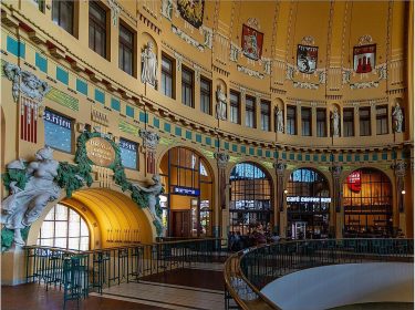 Prague Friday. Old railway station. Very beautiful inside and not so outside #praguewithlove #pragueworld…