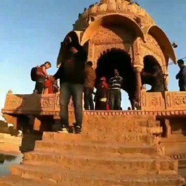 Yasssss!!! My first ever travel vlog is out! I’m so excited about it! Link&hellip;