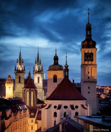 modrý več wonderful_prague #europestyle_czechrepublic #toppraguephoto #kings_hdr #visitcz #visitprague #canonczsk #discovery_earthpix #discovery #topeuropephoto #citybestpics #travelmore…