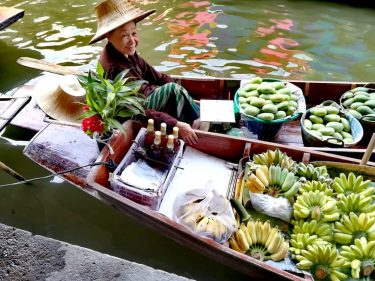 ️B A N G K O K️ #love #travel #instagood #photooftheday #beautiful #tailandiaentumochila #thailand…