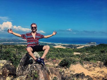 I miss blue sky !!! Hanoi doesn’t have it!!! ️️️️️️️ #travel #travelblogger #travelphotography #traveling…