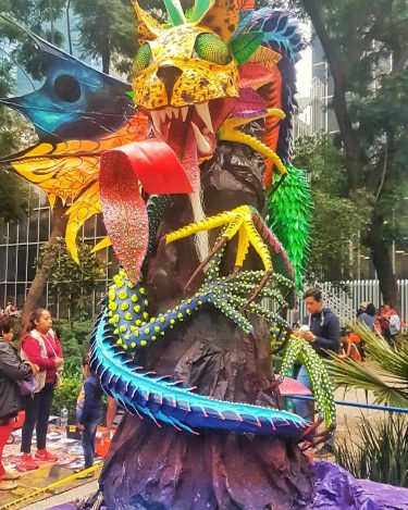 Alebrijes #demochilazo #vive_mexico #mexico_maravilloso #lovesmexico #mexicodesconocido #pasionxmexico #instamexicanos #mexicoamazing #travel #travelvlogger #travelpics #beatifuldestinations #wonderful_places…