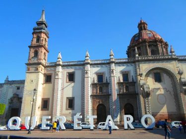 Templo de Santa Rosa de Viterbo en mi preciosa ciudad. #traveladdict #travelblog #travelers #traveller…