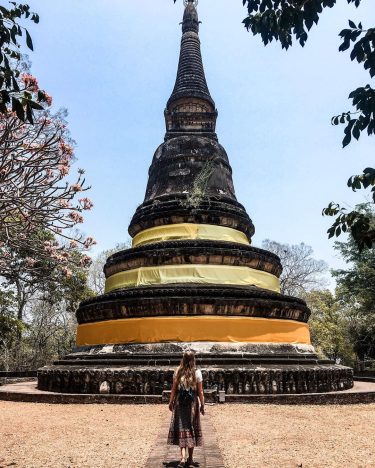 This pagoda is more than 700 years old! ⠀ ⠀ ⠀ Being from such…