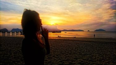 Let me tell you a secret – the best sunset place in El Nido…