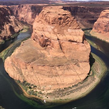 The Famous Horseshoe Bend #traveltime #naturewonders #horseshoebendarizona #arizona #travelphotography #travelposts #travelblogger #traveltheglobe #bnesimppl