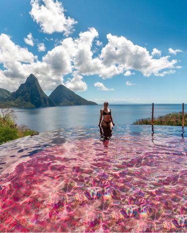 Paradise does exist @missangievilla #winntw